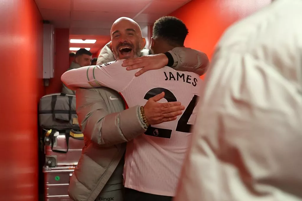 1 of 1
Enzo Maresca celebrates with Reece James(Chris Lee - Chelsea FC)